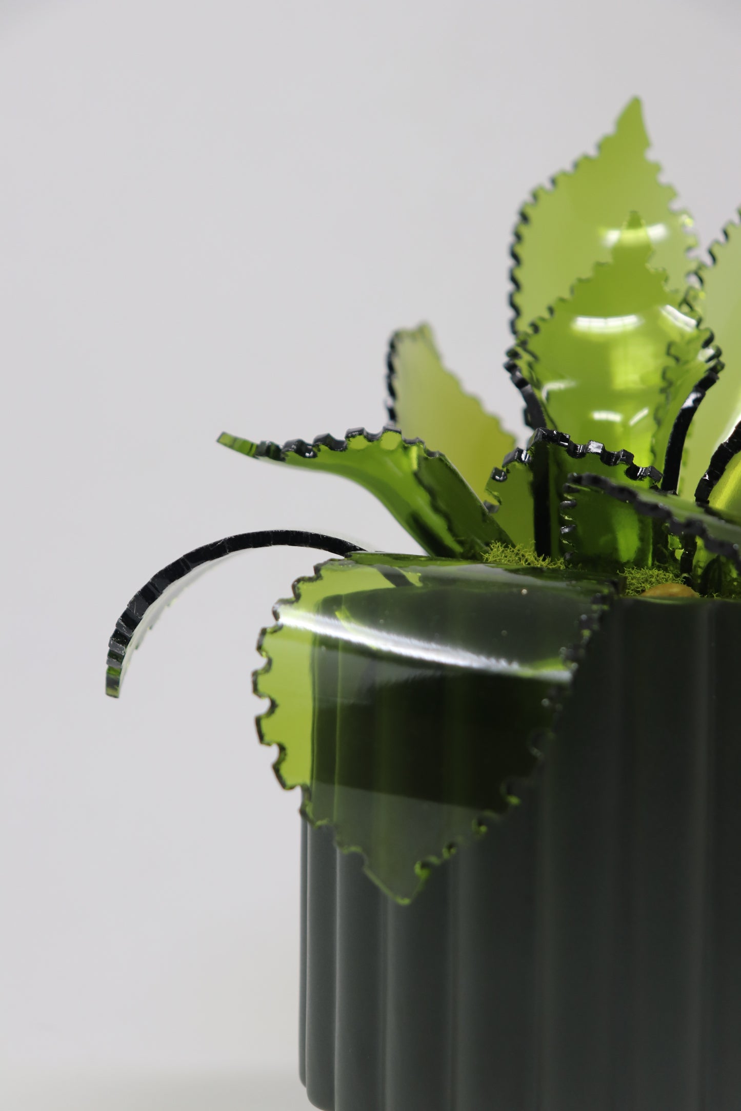 Castle Leaf Planter