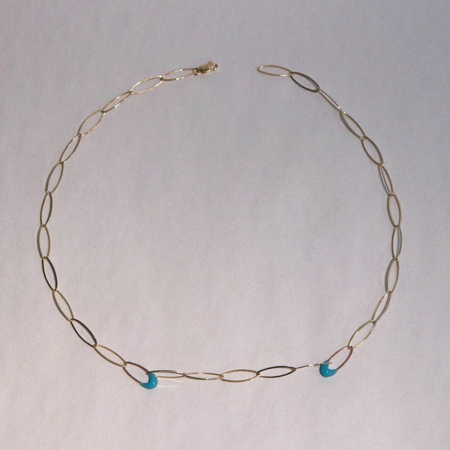 Short Woven Link Necklace in Gold