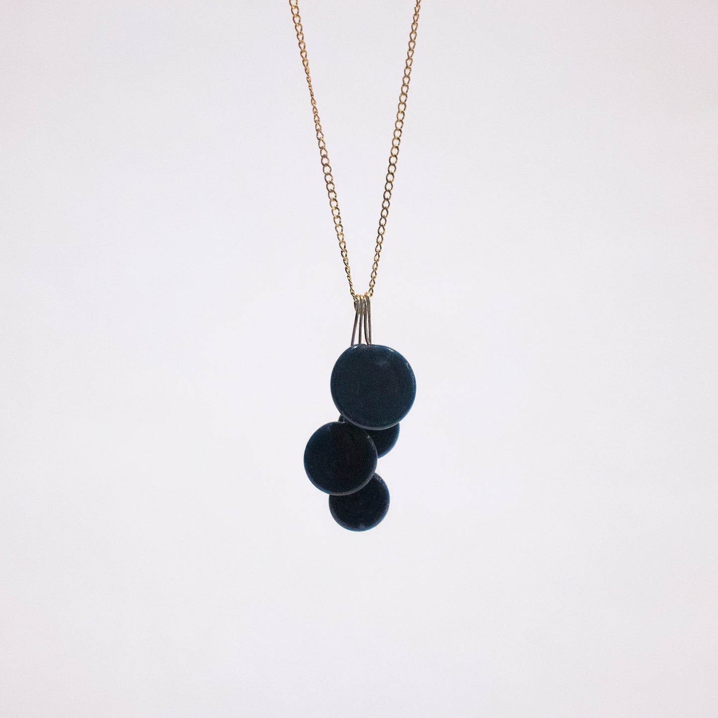 Piet Largo Simple Cluster Necklace in Gold