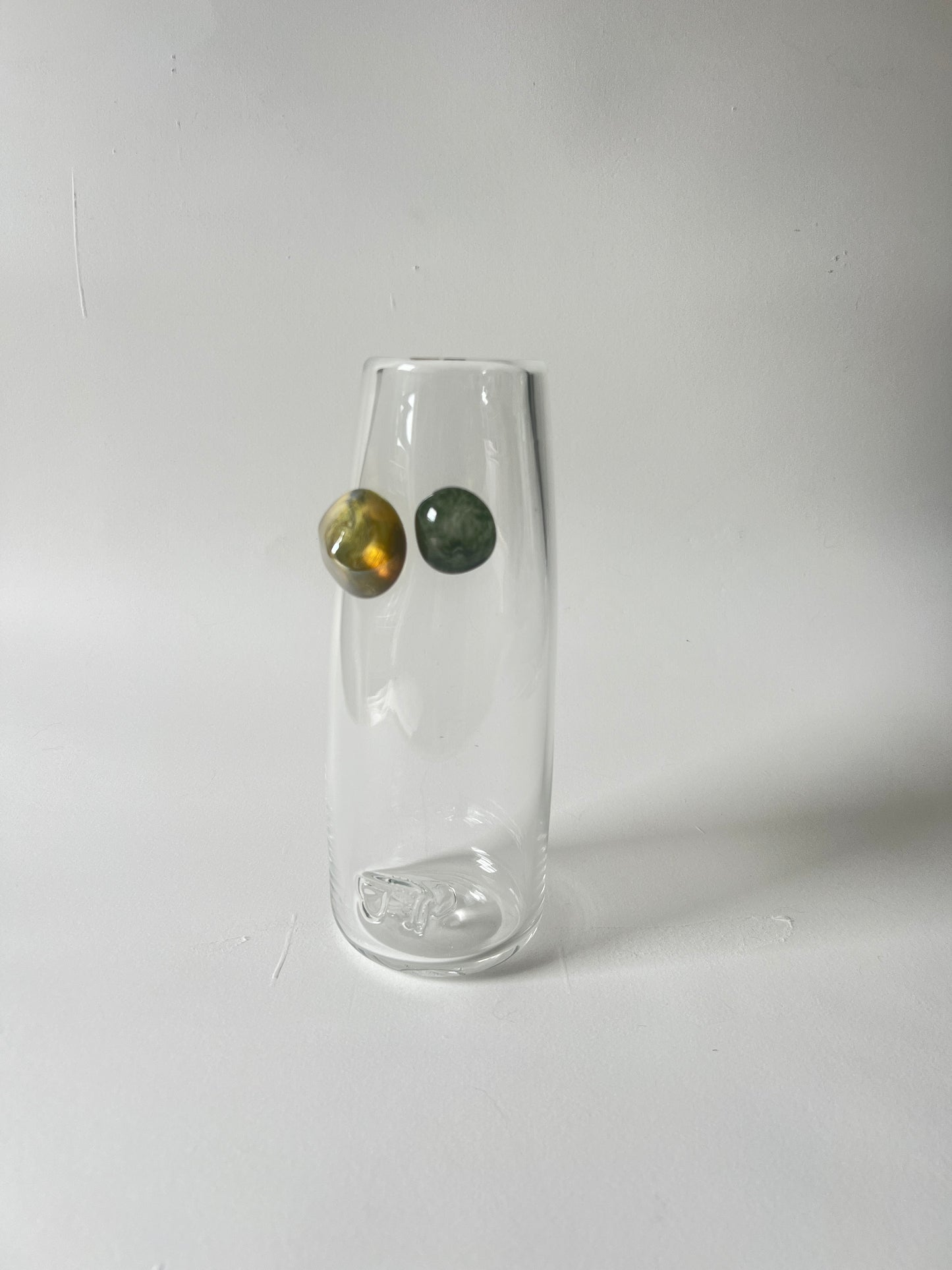 Rocks Pitcher