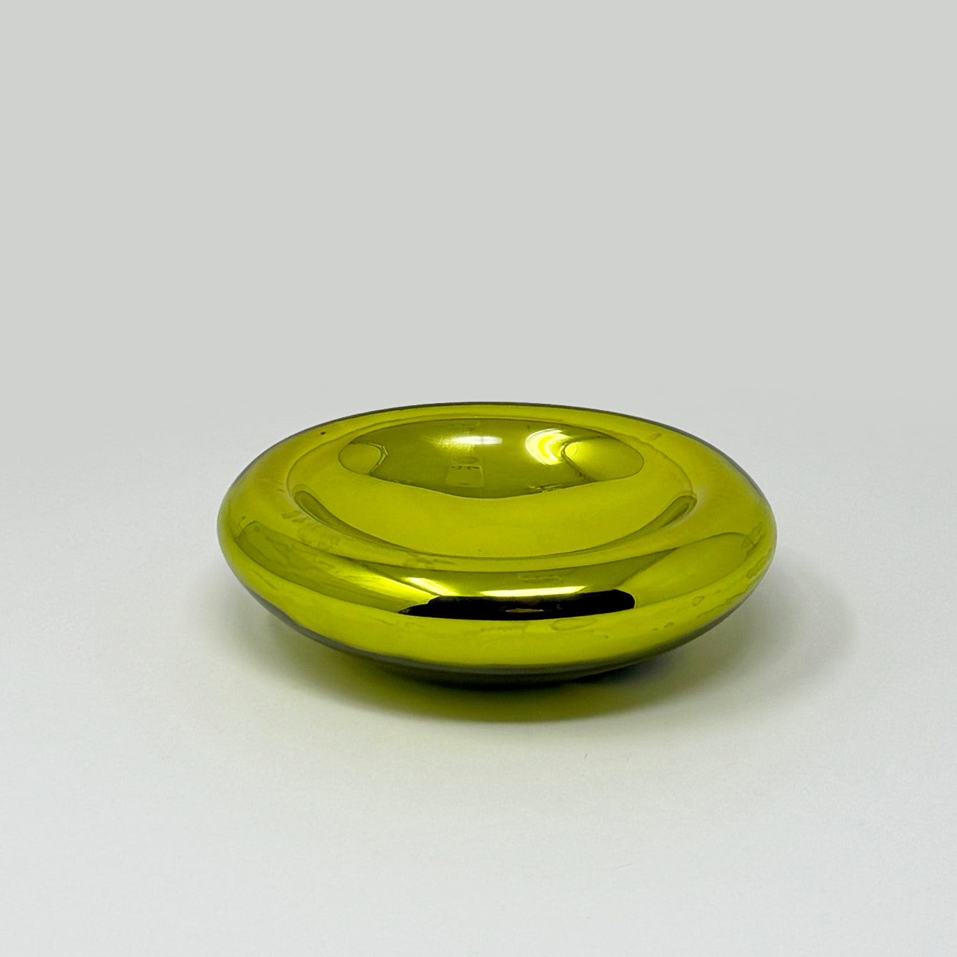 Low Mirrored Bowl