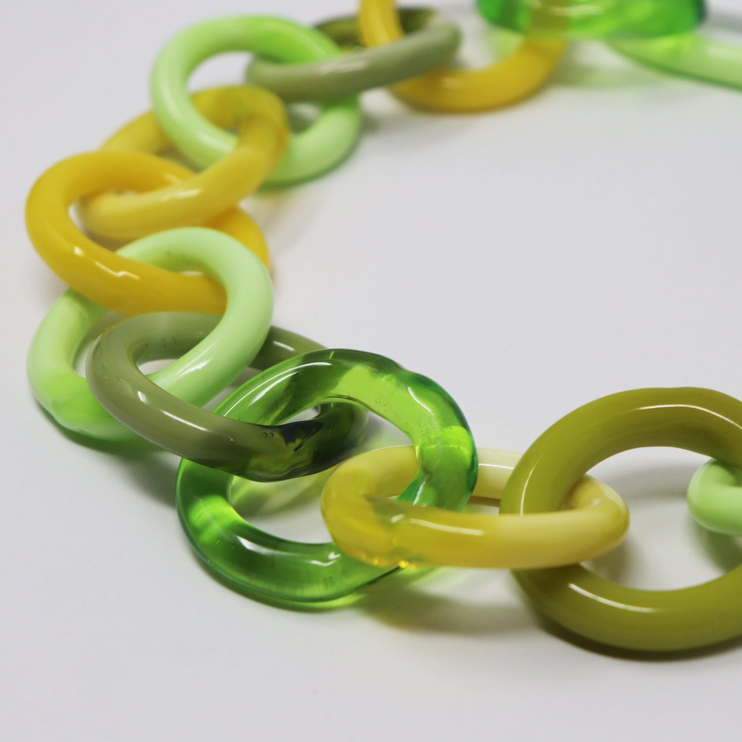 Short Chain Necklace in Green and Yellow