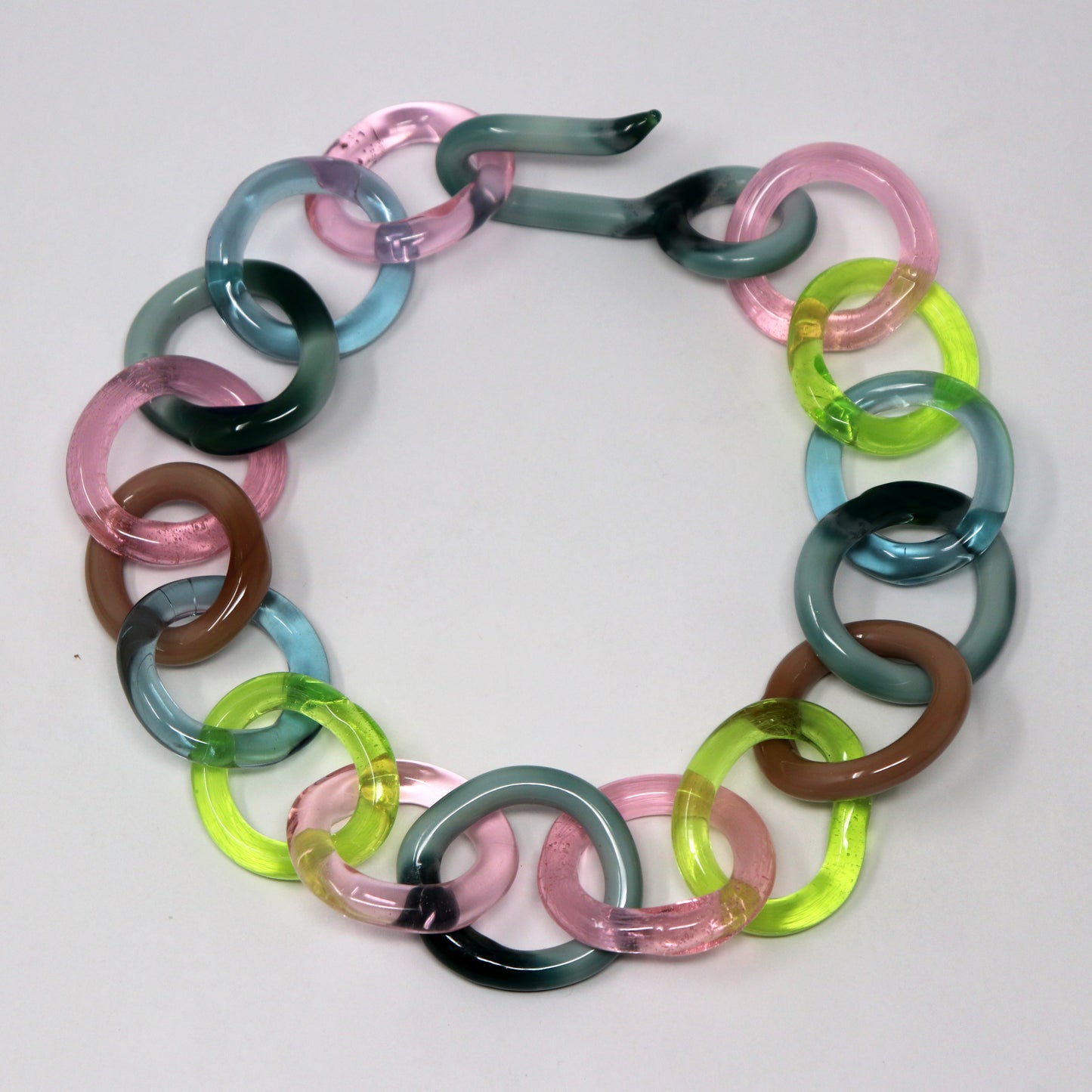 Short Chain Necklace in Pink and Aqua