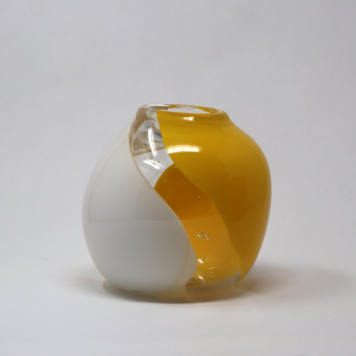 Freeform vessel by Luz Arias