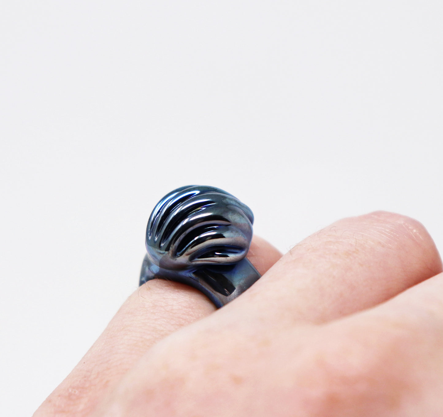 Atomic Glass Ring