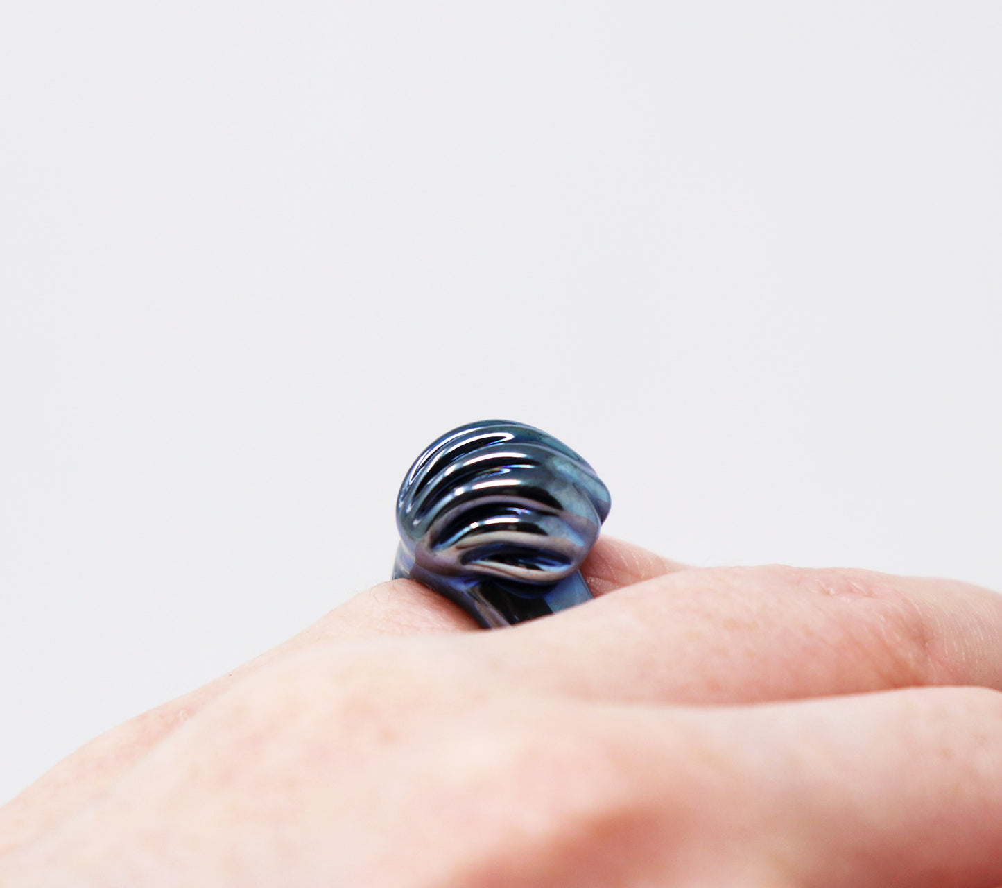 Atomic Glass Ring
